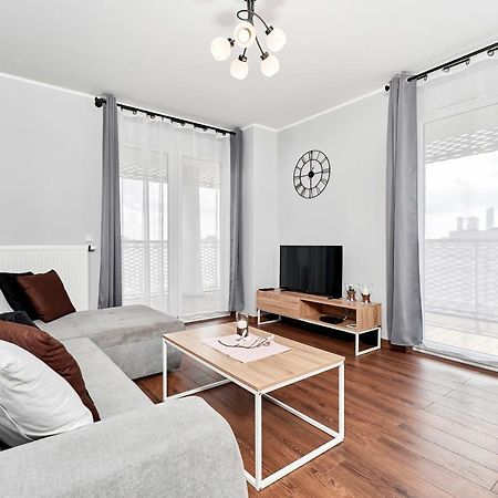 Apartment Wroclaw Sikorskiego With Free Garage By Renters Prestige Экстерьер фото