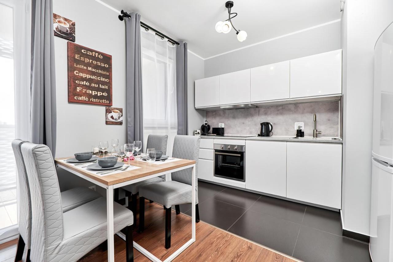 Apartment Wroclaw Sikorskiego With Free Garage By Renters Prestige Экстерьер фото
