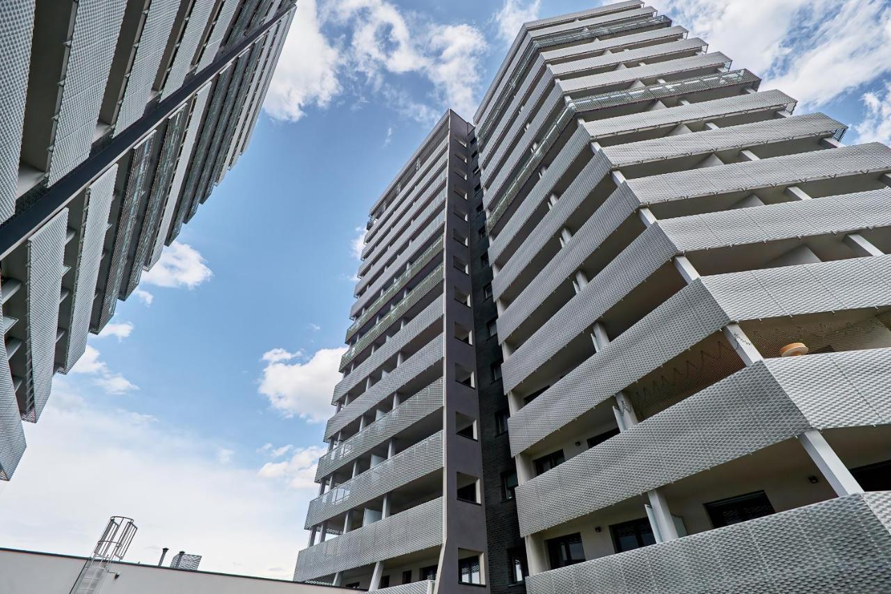Apartment Wroclaw Sikorskiego With Free Garage By Renters Prestige Экстерьер фото